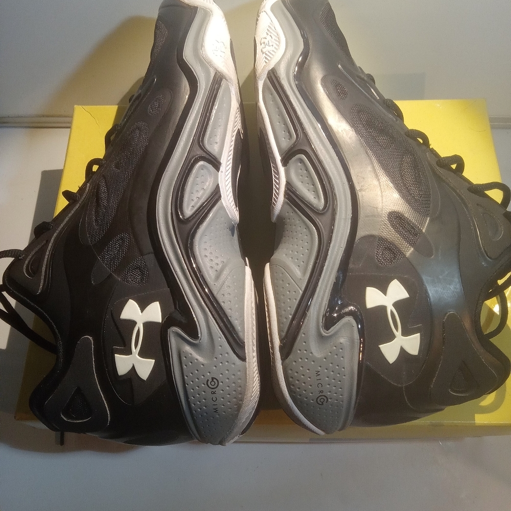 Under Armour Shoes size 12.5